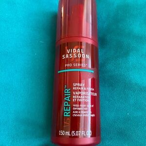 💖3/$21💖 Vidal Sassoon Pro Series Repair Spray - Red
